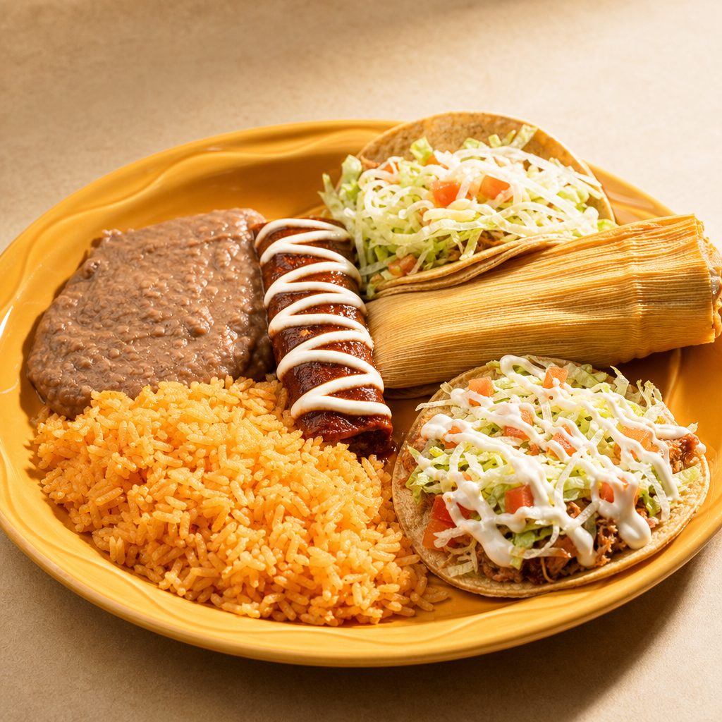 La playita combo plate.